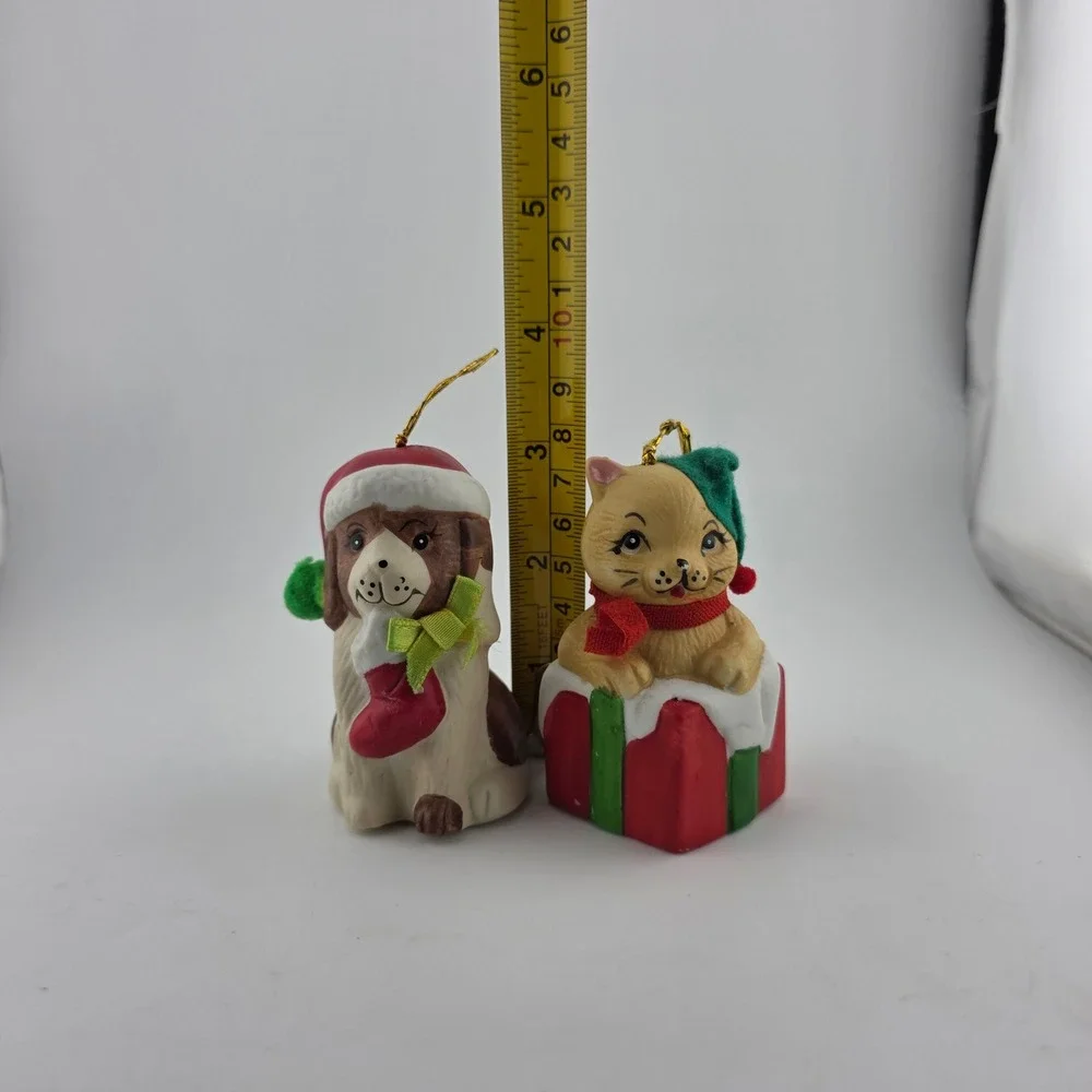 Giftco Cat‎ Gift Box Puppy Santa Hat 1986 Porcelain Bell Christmas Ornaments VTG
